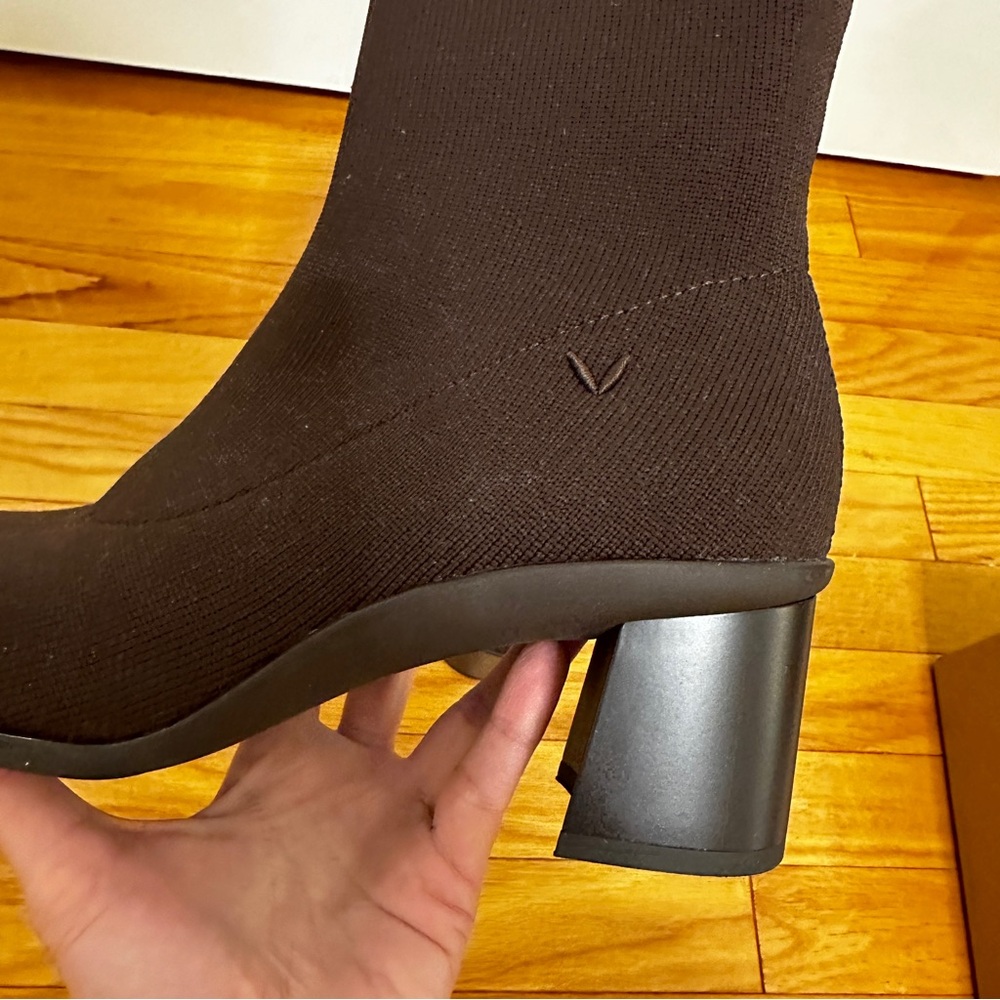 VIVAIA Almond-Toe Running Heel Boots (Amanda) SZ 8  dark chocolate brown - Picture 9 of 16